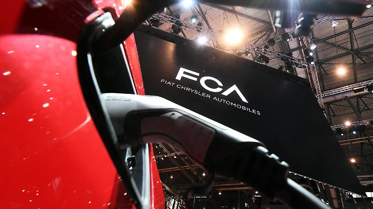 Tun sich Fiat Chrysler und Renault enger zusammen? Insinder sagen, sogar eine Fusion sei im Gespräch.  