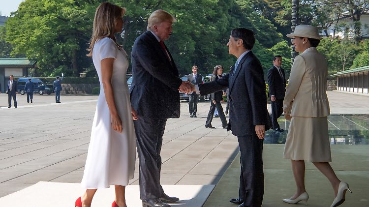 Trump ist das erste Staatsoberhaupt, das der neue Kaiser Naruhito empfängt.