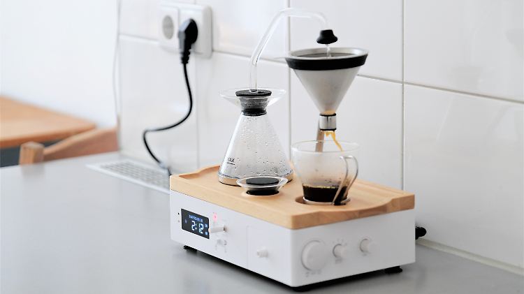 Kaffee-Wecker im Chemiebaukasten-Look: der Barisieur.
