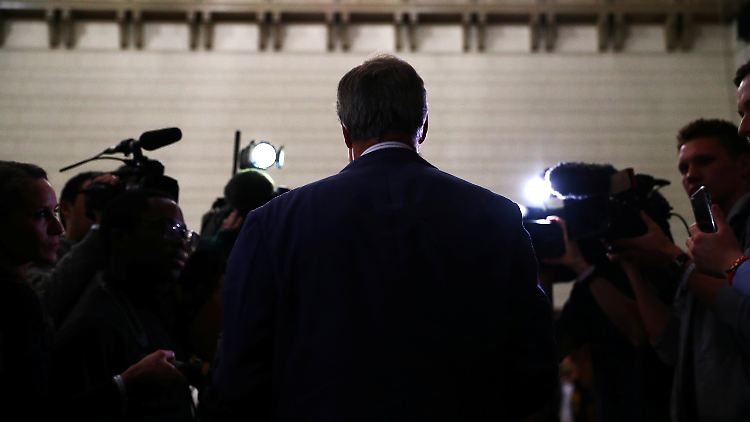 Er ist wieder da und plötzlich Revolutionär: Nigel Farage.