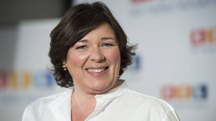 Vera Int-Veen hilft Single-Männern zum 13. Mal bei der Suche nach der passenden Partnerin.