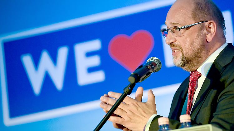Darauf angesprochen, ob er selbst gegen Nahles antreten werde, sagte er: "Diese Frage stellt sich zurzeit nicht."