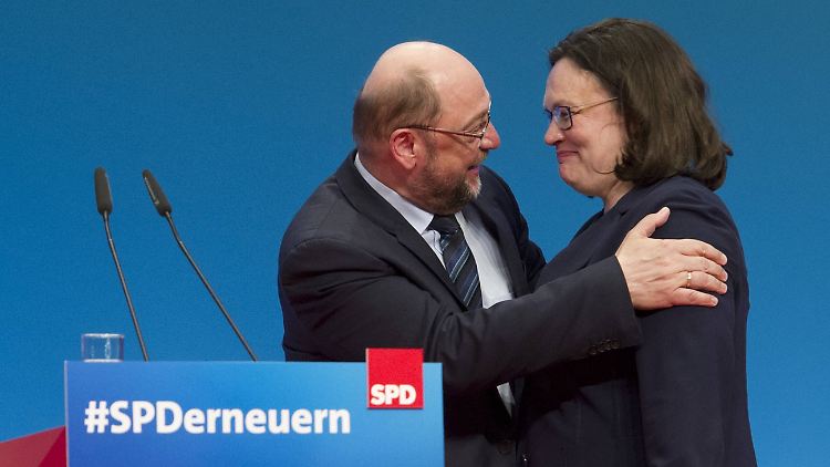 Wer erneuert die SPD an der Fraktionsspitze: Andrea Nahles oder Martin Schulz?