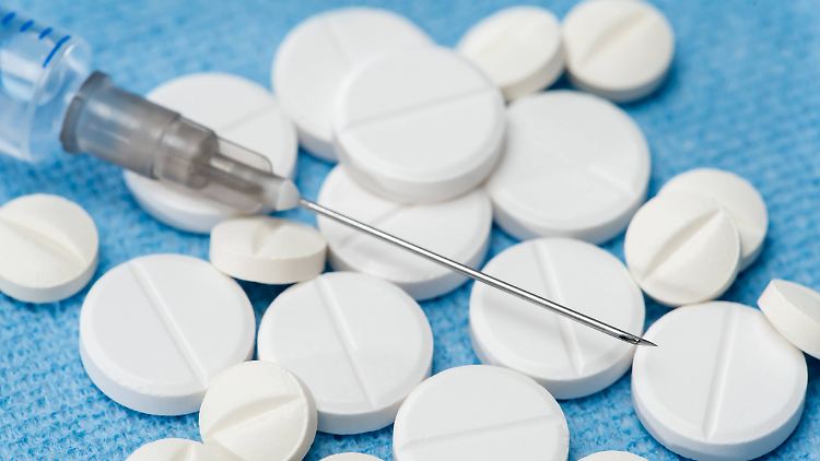 Fluorchinolone können zu Sehnenrissen oder Schädigungen des Nervensystems führen.