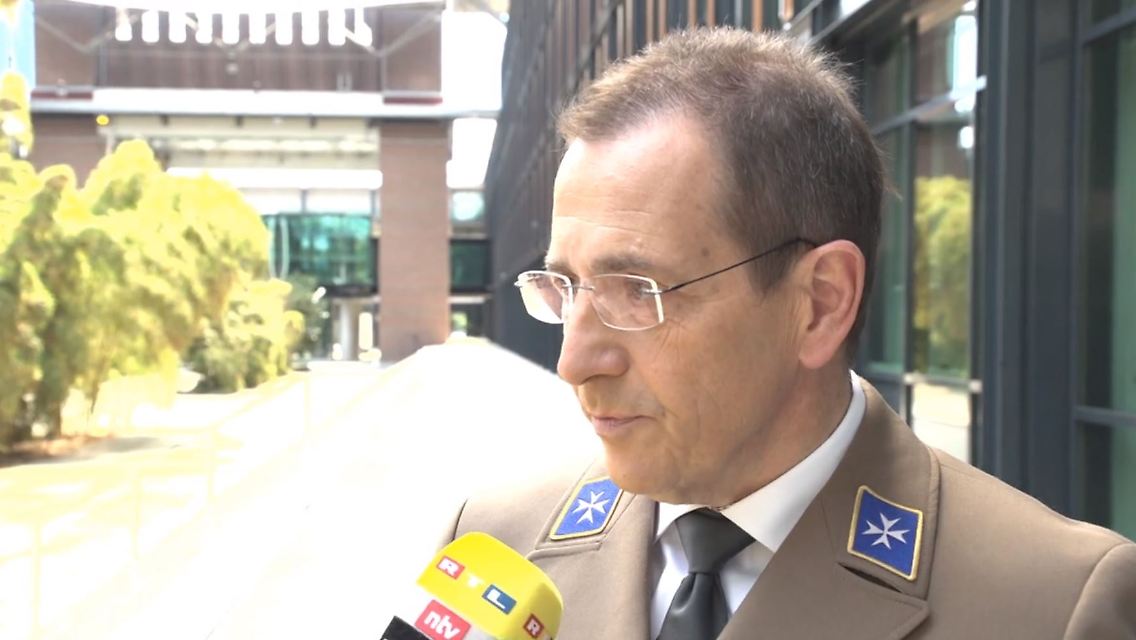 ITVSanitäterGaffer.JPG