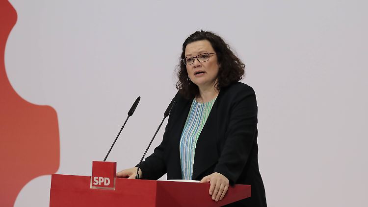 "Zukunft in Arbeit": SPD-Chefin Andrea Nahles will sich nach dem Debakel bei der Europawahl als Fraktionschefin bestätigen lassen (Archivbild).