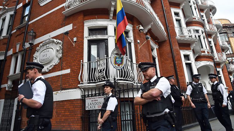 Sieben Jahre lang hatte Julian Assange die ecuadorianische Botschaft in London nicht verlassen.