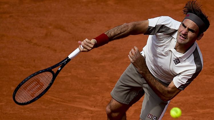 Mit 37 der älteste Achtelfinalist bei den French Open seit 1972: Roger Federer.