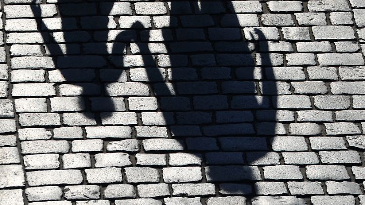 Ferrante schreibt über ein Tabu: die ambivalenten Gefühle einer Mutter.