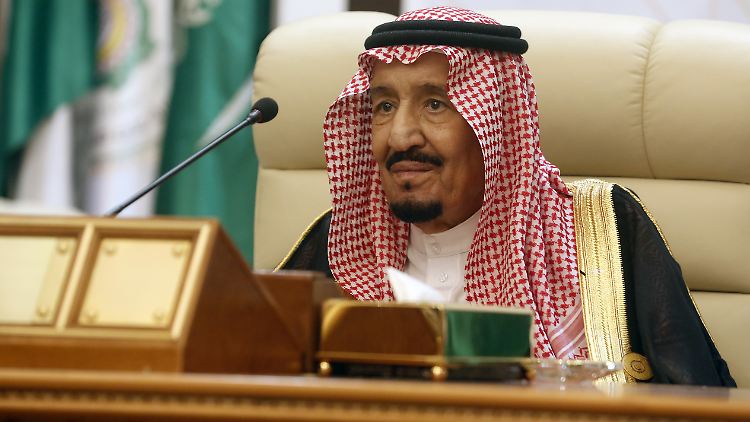 Der saudi-arabische König Salman leitet den Krisengipfel des Golf-Kooperationsrates in Mekka.