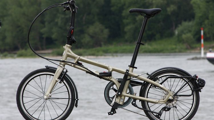 Das BYB P8 steht auf 20-Zoll-Rädern, was im Vergleich zu Falträdern mit kleineren Räder für bessere Fahreigenschaften sorgt.