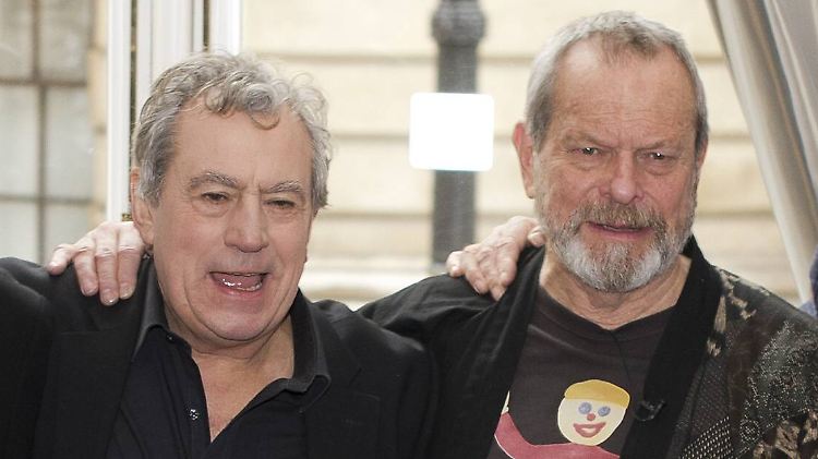Terry Jones (l.) ist an Demenz erkrankt und kann nicht mehr sprechen, wie Terry Gilliam (r.) verriet.