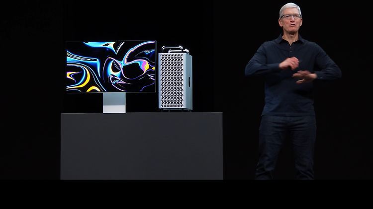Tim Cook ist stolz auf den neuen Mac Pro.