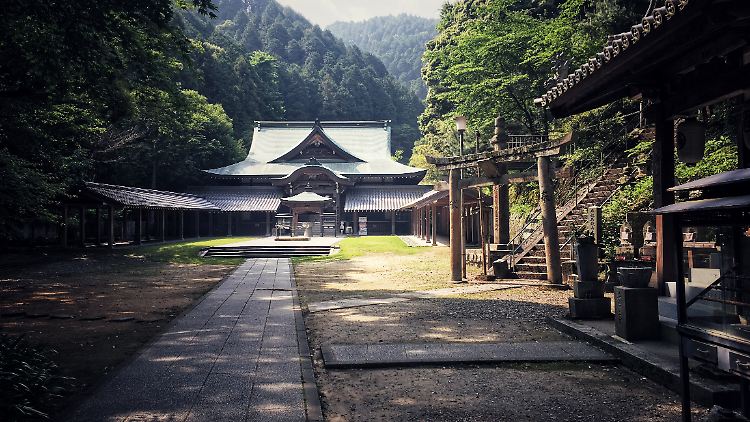 Lena Schnabl wanderte auf dem japanischen Pilgerweg, um nach dem "Nichts" zu suchen.