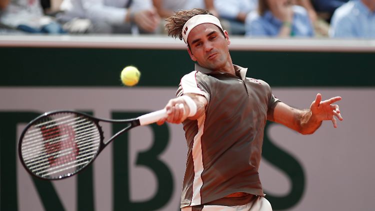 Mit seinem Landsmann Wawrinka hatte Federer lange zu kämpfen.