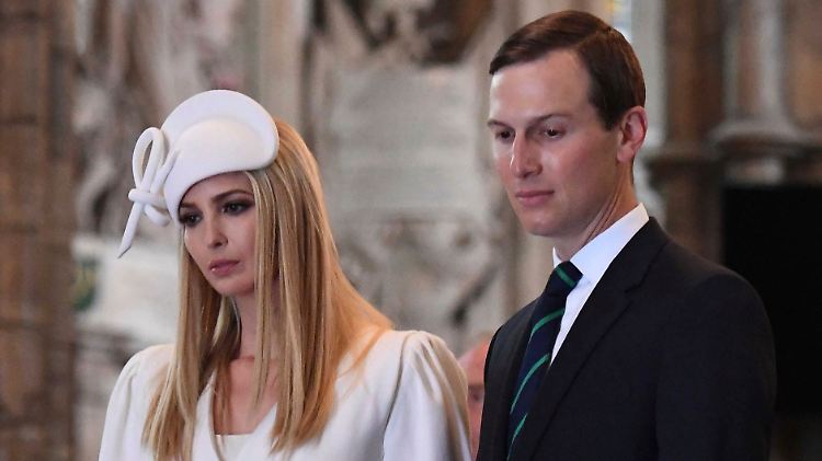 Ivanka Trump wollte ein unverfängliches Bild von sich und ihrem Mann Jared Kushner posten, doch der Schuss ging nach hinten los.