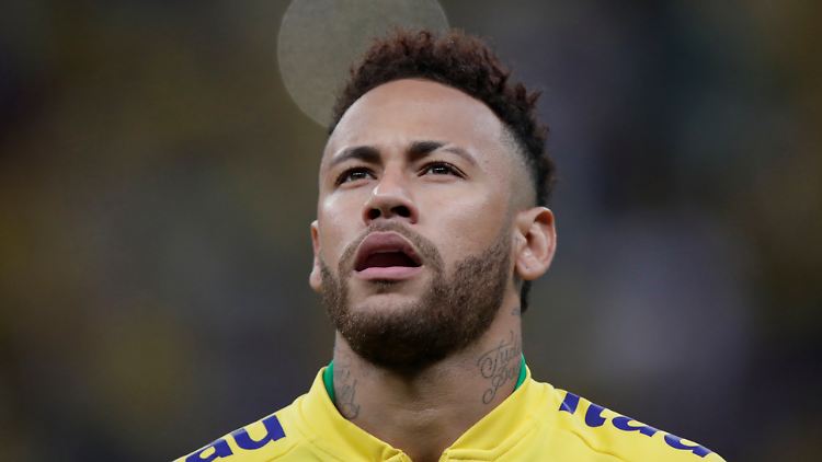 Neymar bestreitet die Vorwürfe der Brasilianerin.