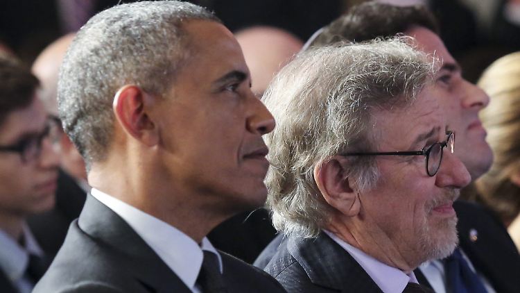 Barack Obama (l.) und Steven Spielberg kennen sich schon etwas länger.