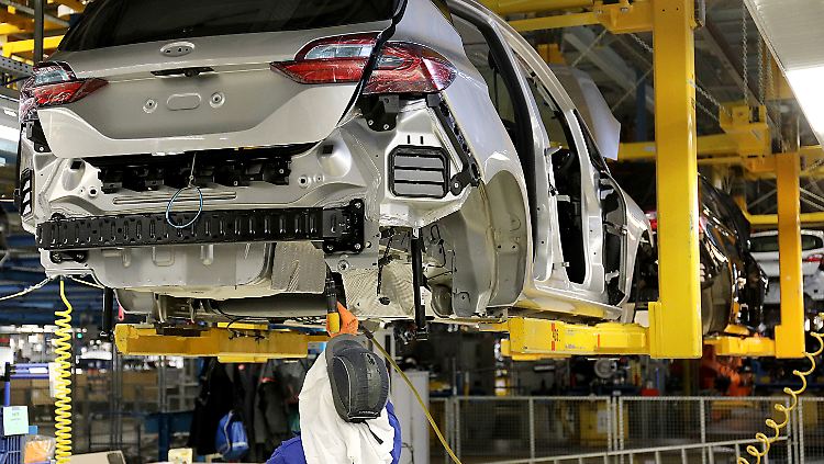Autoproduktion bei Ford in Köln.