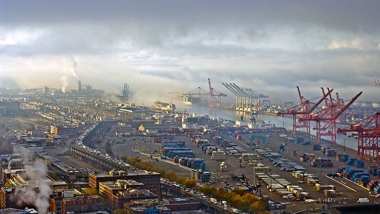 Am Hafen von Seattle läuft der Betrieb auf Hochtouren - die USA befinden sich in der längsten Periode wirtschaftlichen Wachstums in ihrer Geschichte.