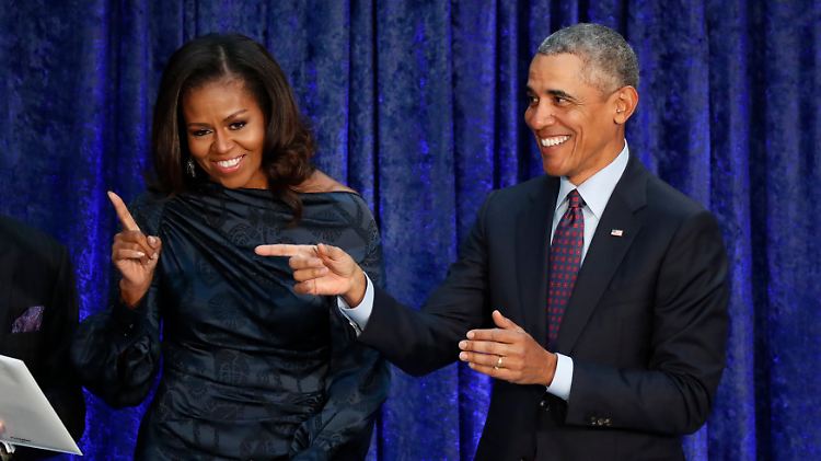 Die Obamas werden die Podcasts "entwickeln, produzieren und ihre Stimme leihen".