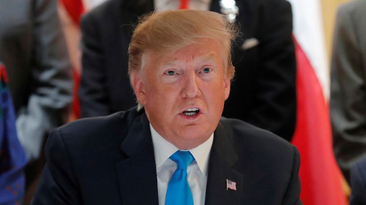 Für Trump waren die Russlandermittlungen nichts als eine "Hexenjagd". Seit deren Ende verlangt er von den Demokraten, das Thema fallenzulassen. 