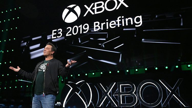 Xbox-Chef Phil Spencer kündigte an, dass mit der XBox Scarlett auch das von Fans heiß ersehnte Spiel "Halo Infinite" kommen wird.