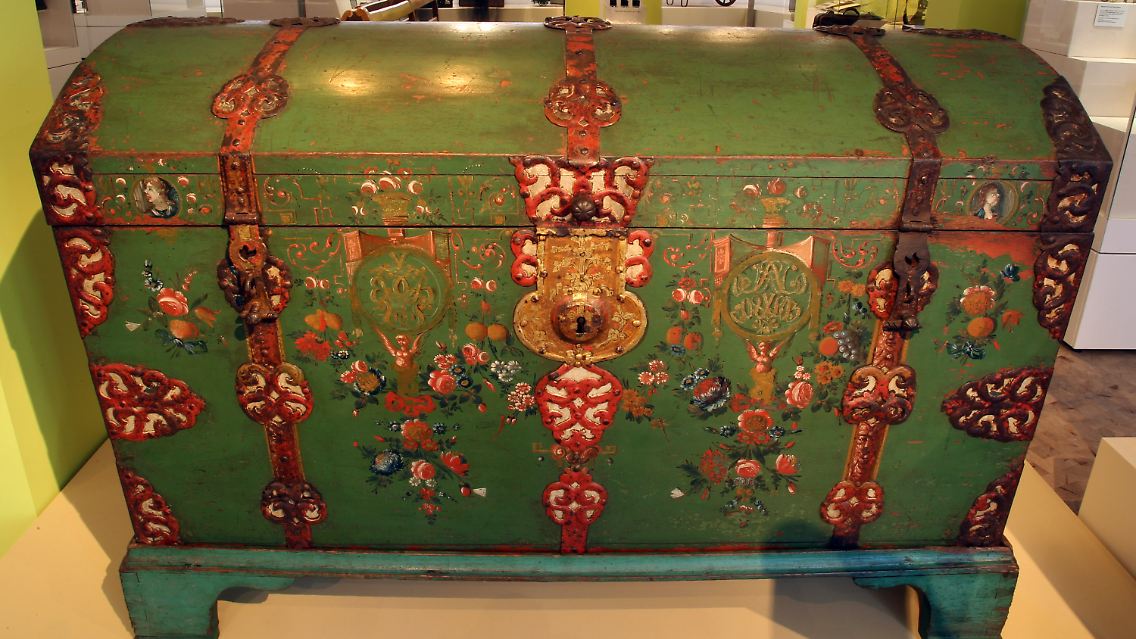 Prachtstück: Koffer aus dem Jahre 1803 im Germanischen Nationalmuseum in Nürnberg.