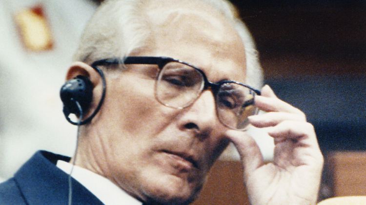 Im Krisenjahr 1989 gesundheitlich angeschlagen: Erich Honecker.