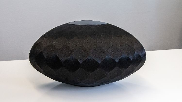 Der Formation Wedge von Bowers & Wilkins hat ein außergewöhnliches Design.