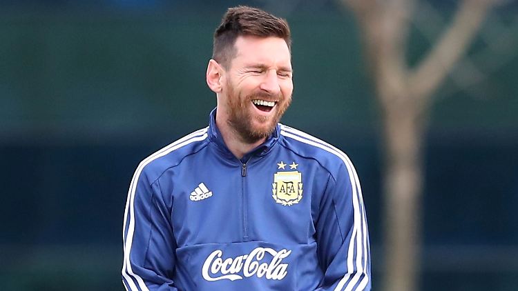 Gut gelaunt zur Copa: Messis Lionel.