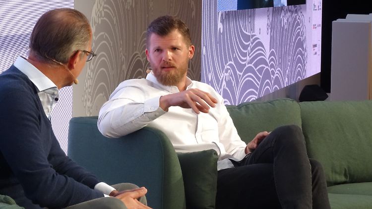 Mit eigenen Inhalten den Heimatmarkt bedienen: Diese Strategie verkündet Jan Wachtel (r.) für TVNOW.