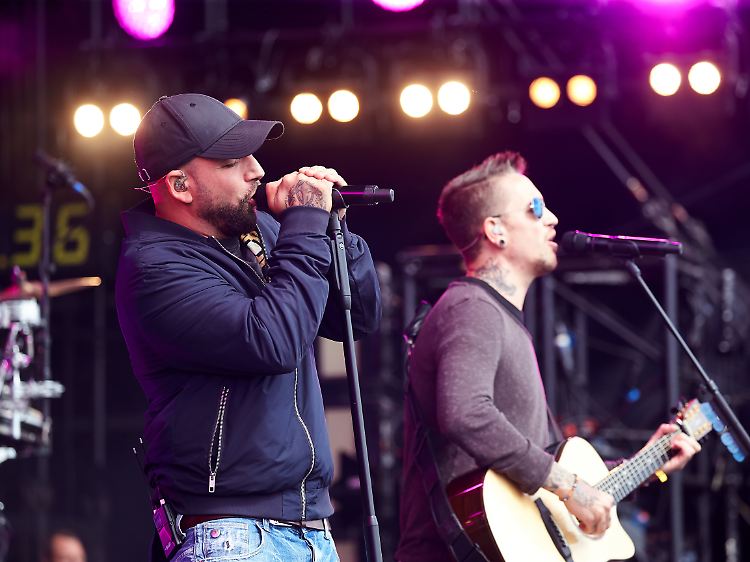 Seiler und Speer rocken den Ring - dabei sagen sie selbst, Balladen und sozialkritische Songs zählten zu ihren stärksten Stücken.