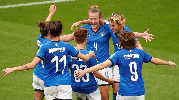Die Italienerinnen können sich freuen: Sie sind in der K.o.-Runde.