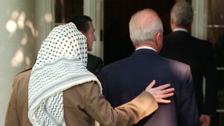 Palästinenserpräsident Arafat und Premierminister Rabin 1995, am Rande von Gesprächen im Weißen Haus.