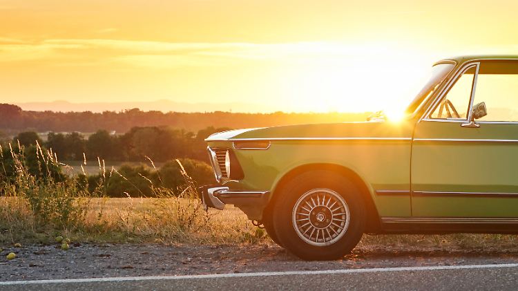 Das Fahrzeug für die Reise über die B3, die Traumstraße nach Süden, ist der BMW 2002 aus dem Jahr 1975.