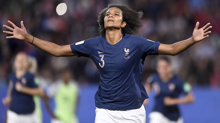 Tor des Abends: Wendie Renard.