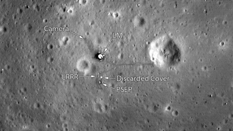 Der "Lunar Reconnaissance Orbiter" der Nasa machte Fotos von den Landestellen der Apollo-Missionen - hier von der ersten, Apollo 11.