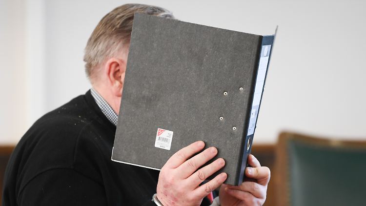 "Es war der Wille, die Kinder zu töten", sagte der Vorsitzende Richter, der den grausamen Mord durch den Vater als erwiesen ansah.