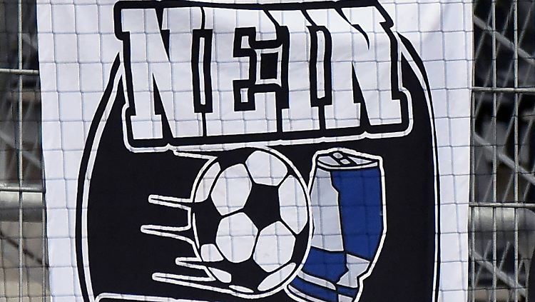 Die Paderborner Anhängerschaft war zu keinem Zeitpunkt von der Idee begeistert.