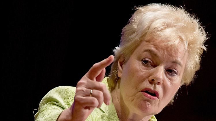 Erika Steinbach sieht ihren - bereits gelöschten - Tweet zu Walter Lübcke nicht so kritisch wie Peter Tauber.