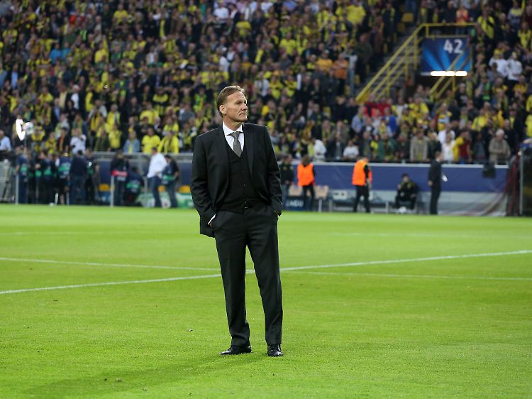 Da ahnte er noch nichts: Watzke auf dem Platz vor dem legendären 4:1 im Hinspiel gegen Real Madrid im Champions-League-Halbfinale 2013.