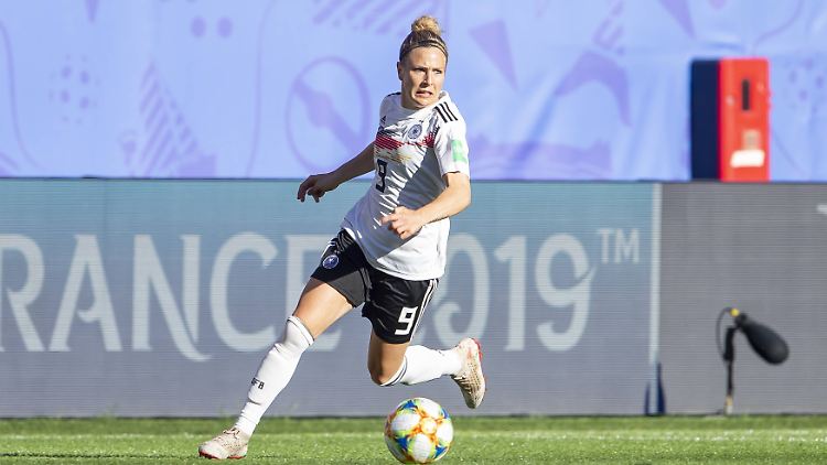 Svenja Huth gehört zu den erfahrensten Spielerinnen im DFB-Team.