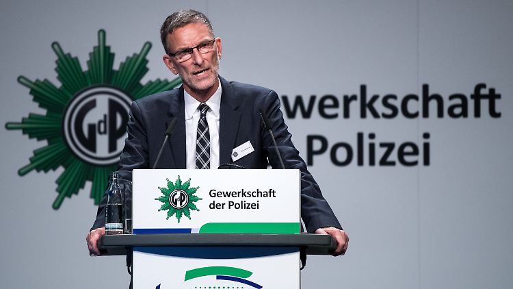 GdP-Vorsitzender Malchow fordert "mehr qualifiziertes Personal".
