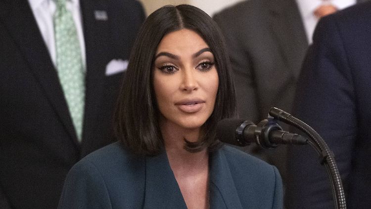 Kim Kardashian gibt sich dieser Tage gern auch seriös.