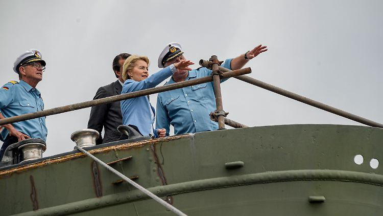 Verteidigungsministerin Ursula von der Leyen kam zum Testlauf nach Bremerhaven.