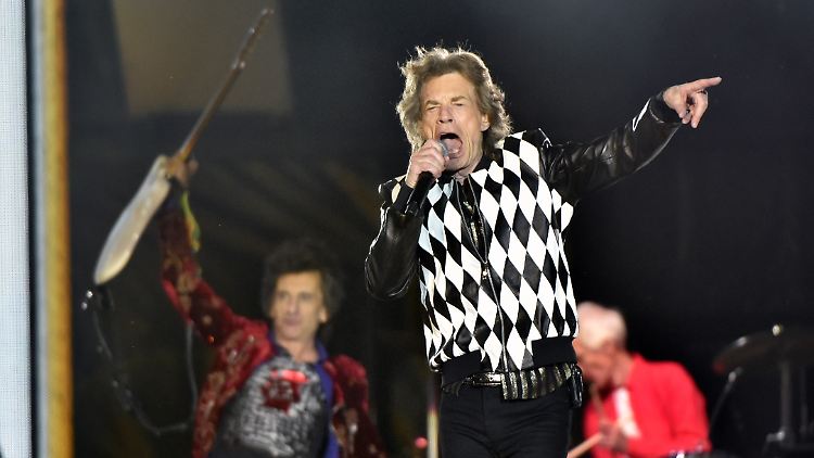 US-Medien berichten, der 75-jährige Jagger habe sich in einem Krankenhaus in New York eine neue Herzklappe einsetzen lassen.