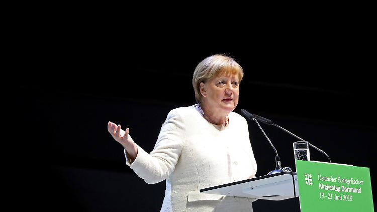 Die Bundesregierung nehme den Mord an Walter Lübcke "sehr, sehr ernst", sagt Kanzlerin Merkel.