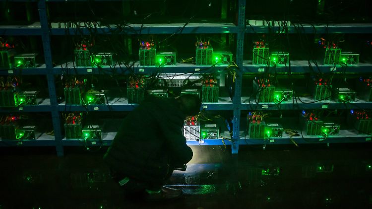 Die hier "geschürften" Bitcoin sind wieder mehr als 11.000 Dollar wert. 