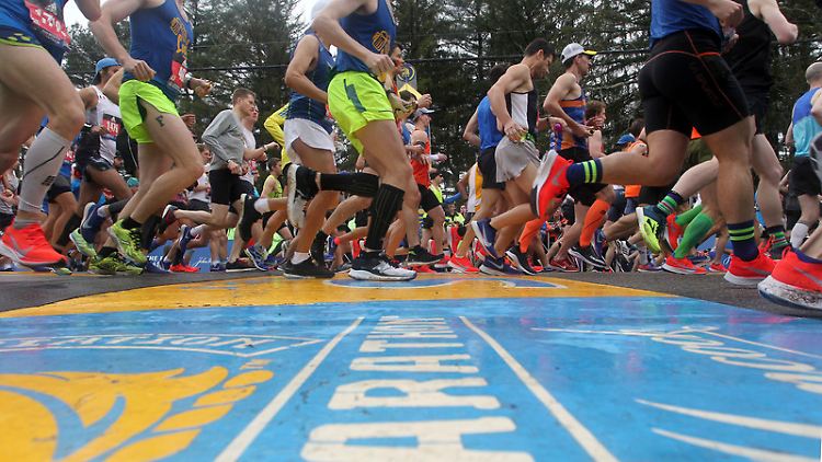 Läufer beim 123. Boston-Marathon: Forscher haben Kotproben von Marathonläufern analysiert.